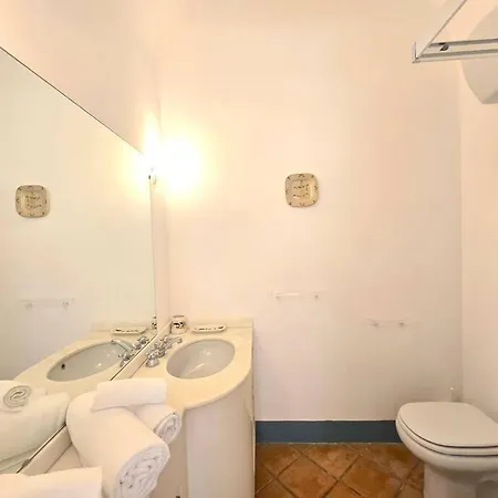 Lemon House Apartment *