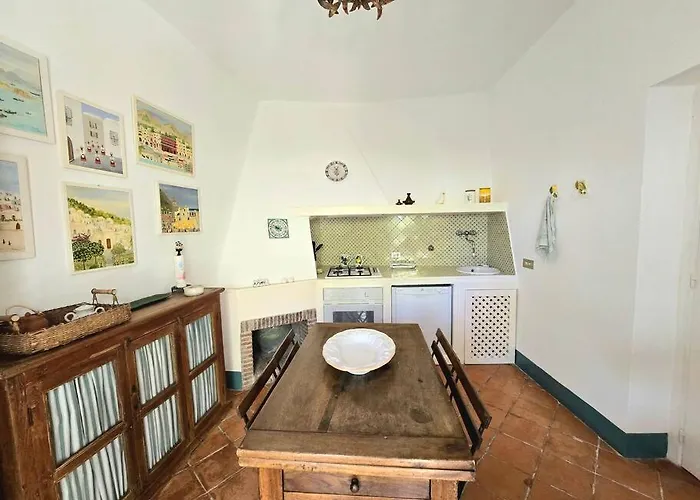 Lemon House Apartment